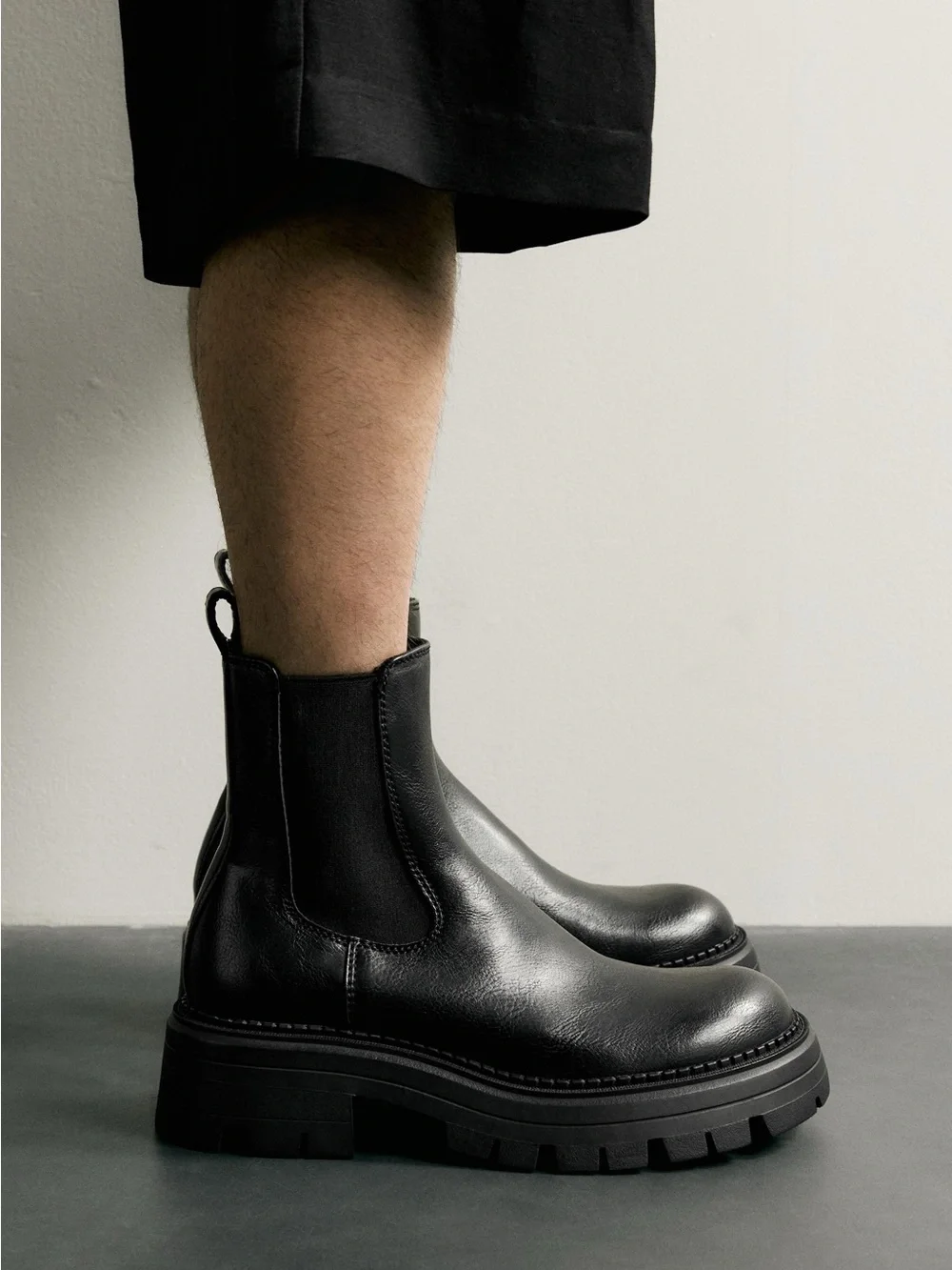 Men's Black Chelsea Lug Boots - Smooth Leather